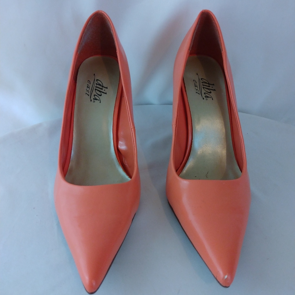 Diba East Coral Pointed Toe Pump